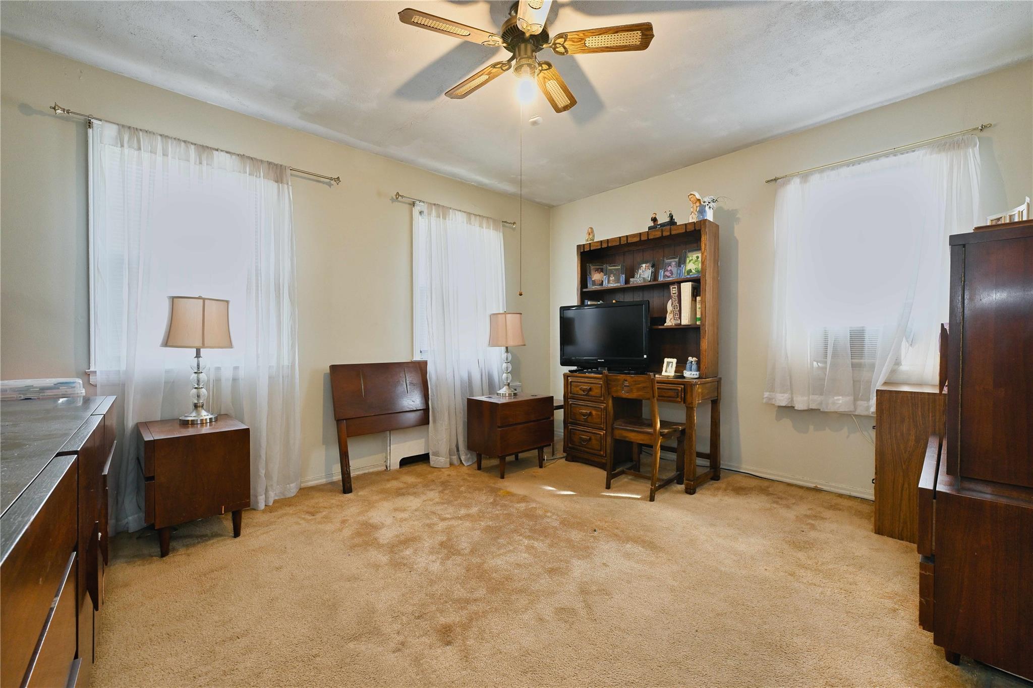88 Jedwood Place, Valley Stream, New York image 17