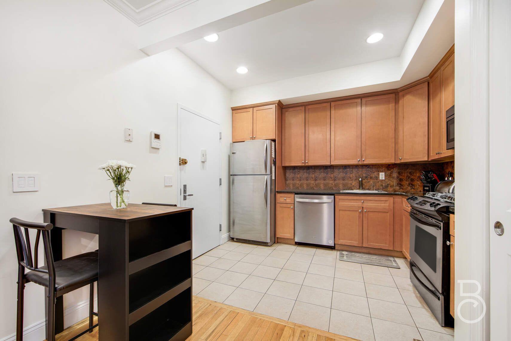 14-25 Broadway #3F, Astoria, New York image 4