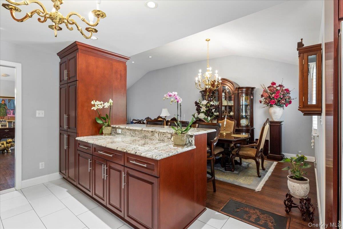 North Woodmere, New York 11581, United States, 3 Bedrooms Bedrooms, ,3 BathroomsBathrooms,Residential,Active,162815