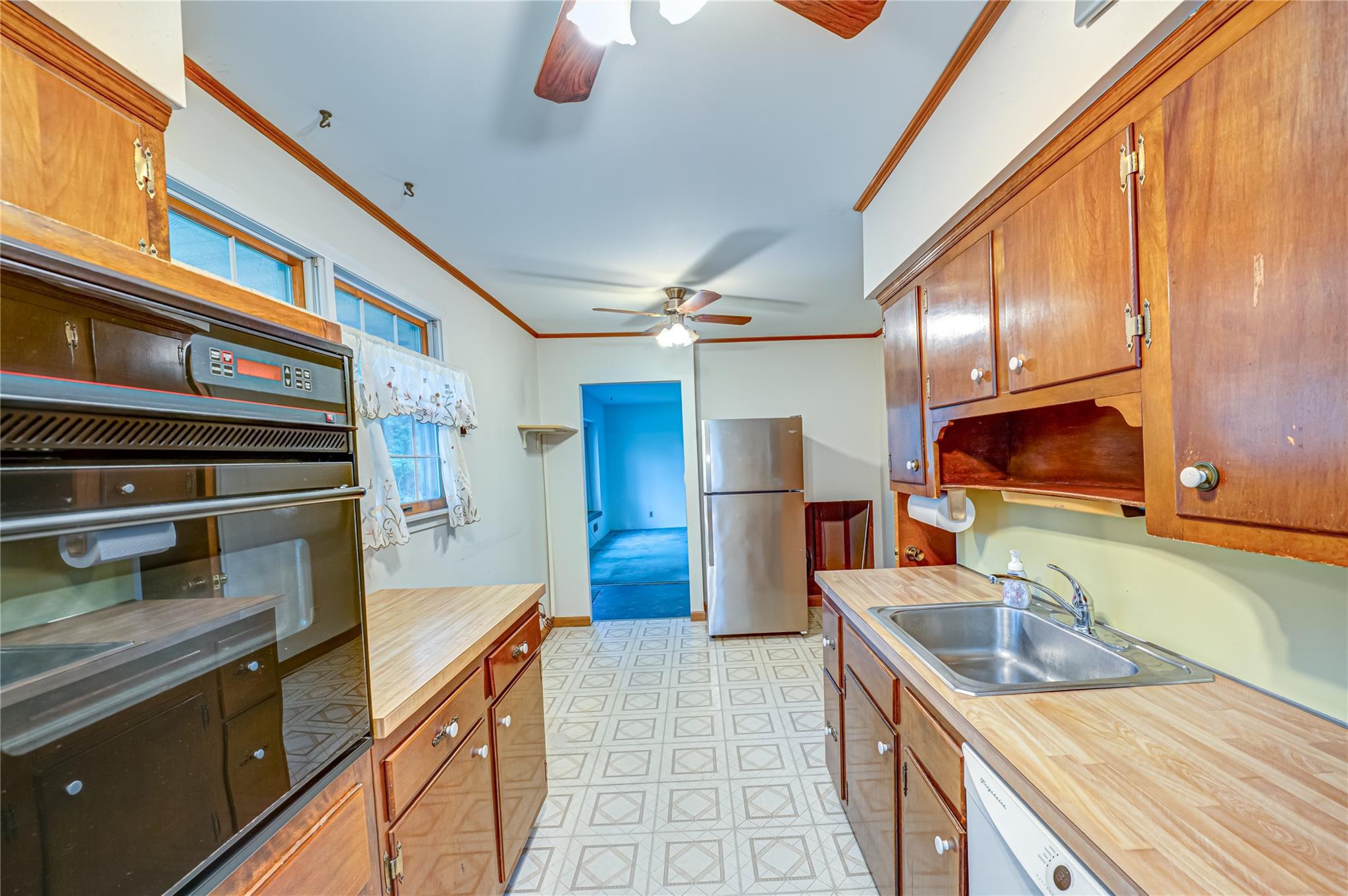 48 Crocus Lane, Commack, New York image 9