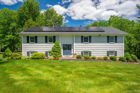 Homes For Sale - 15 Watergate Drive<br/> Westchester County, Amawalk, NY 10501