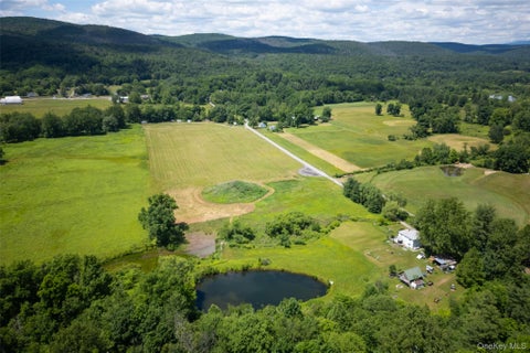 Homes For Sale - 80 Hang Glider Road<br/> Ulster County, Ellenville, NY 12428
