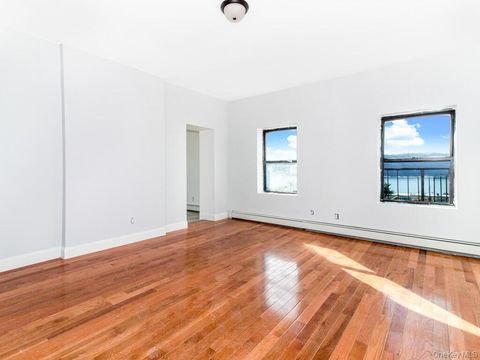 251 Warburton Avenue 3N Yonkers NY 10701