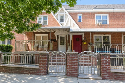 Multifamily For Sale - 3062 49th Street<br/> Astoria, NY 11103