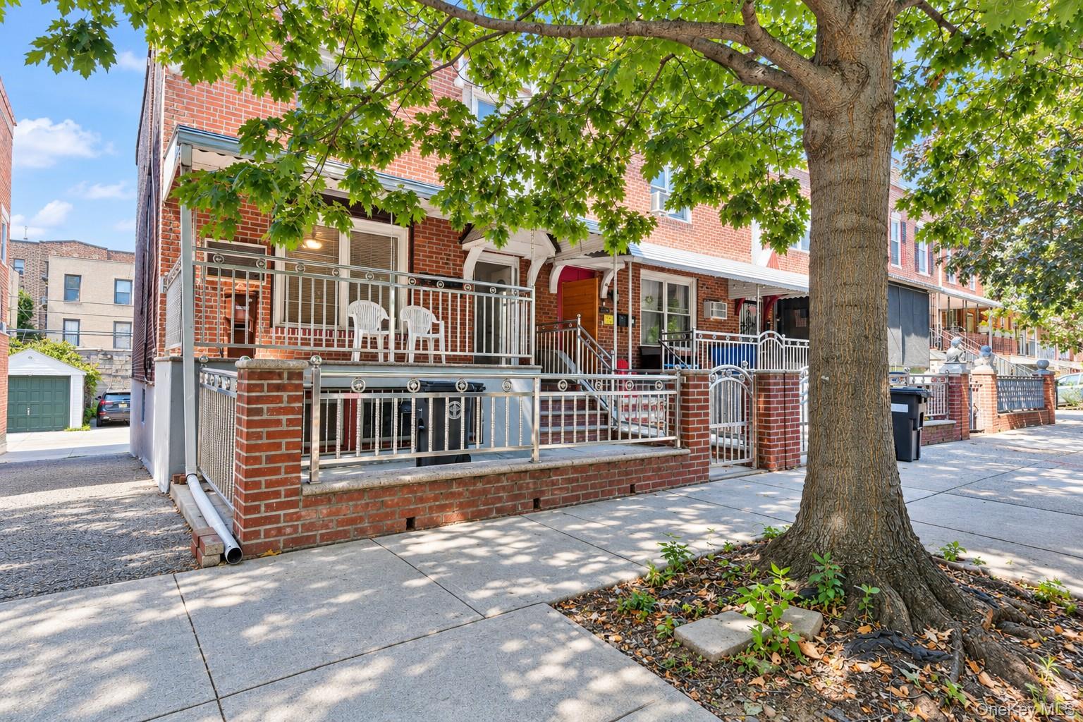3062 49th Street