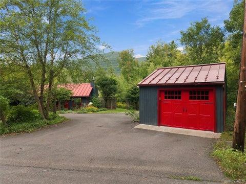 Tiny photo for 7 Wilber Lane, Woodstock, NY 12498 (MLS # 1051065)