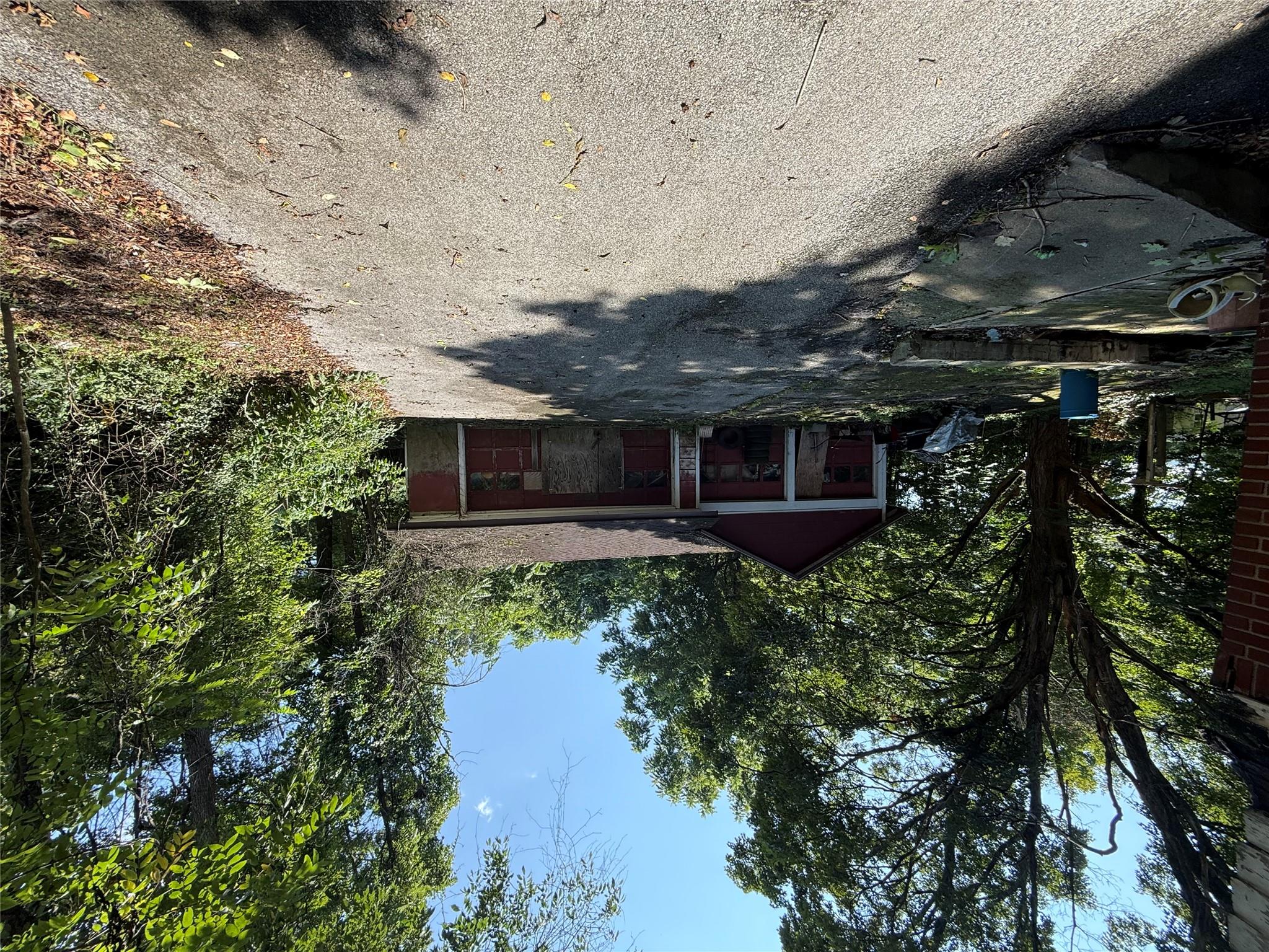 24 Summit Avenue