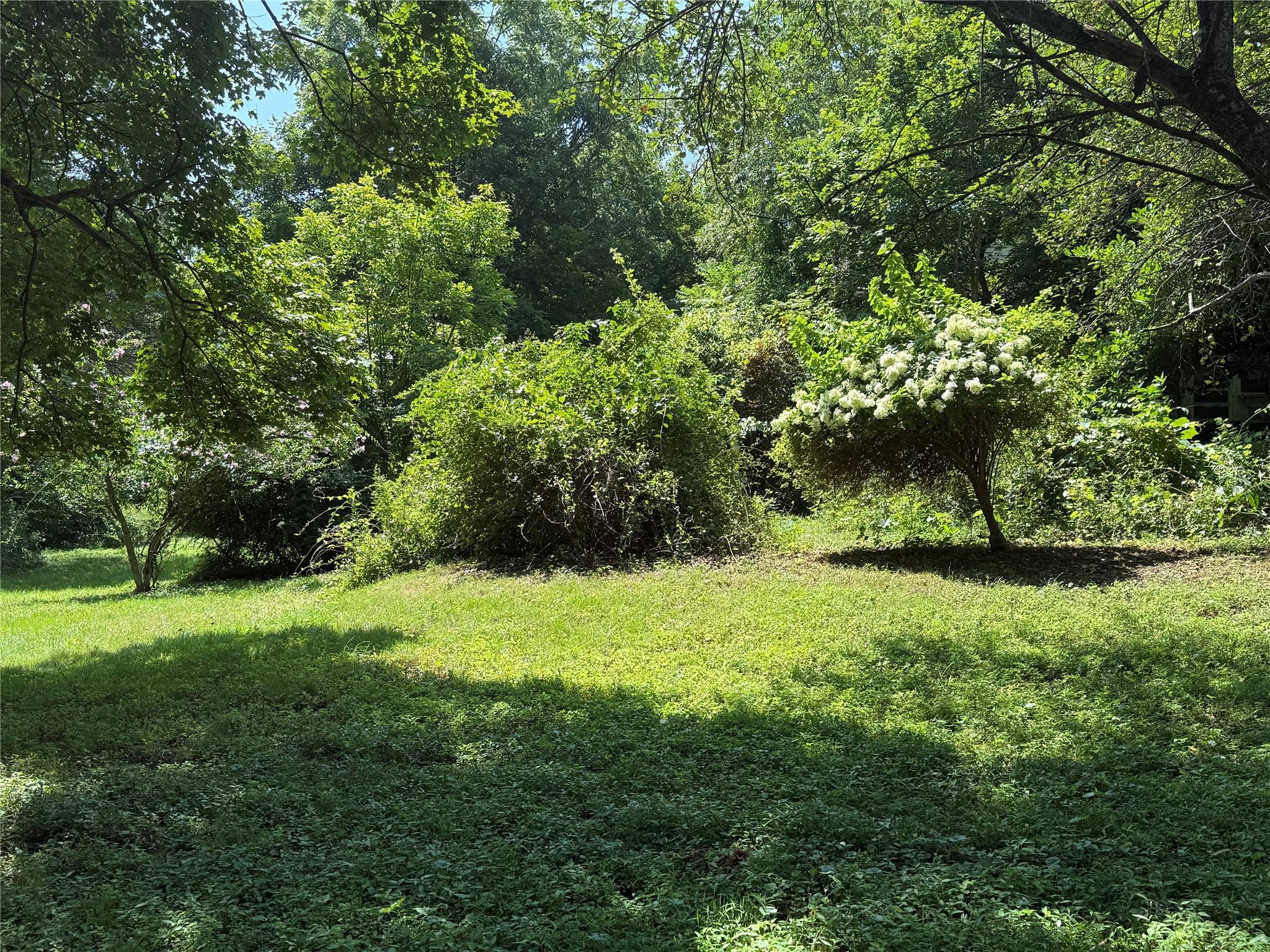 24 Summit Avenue