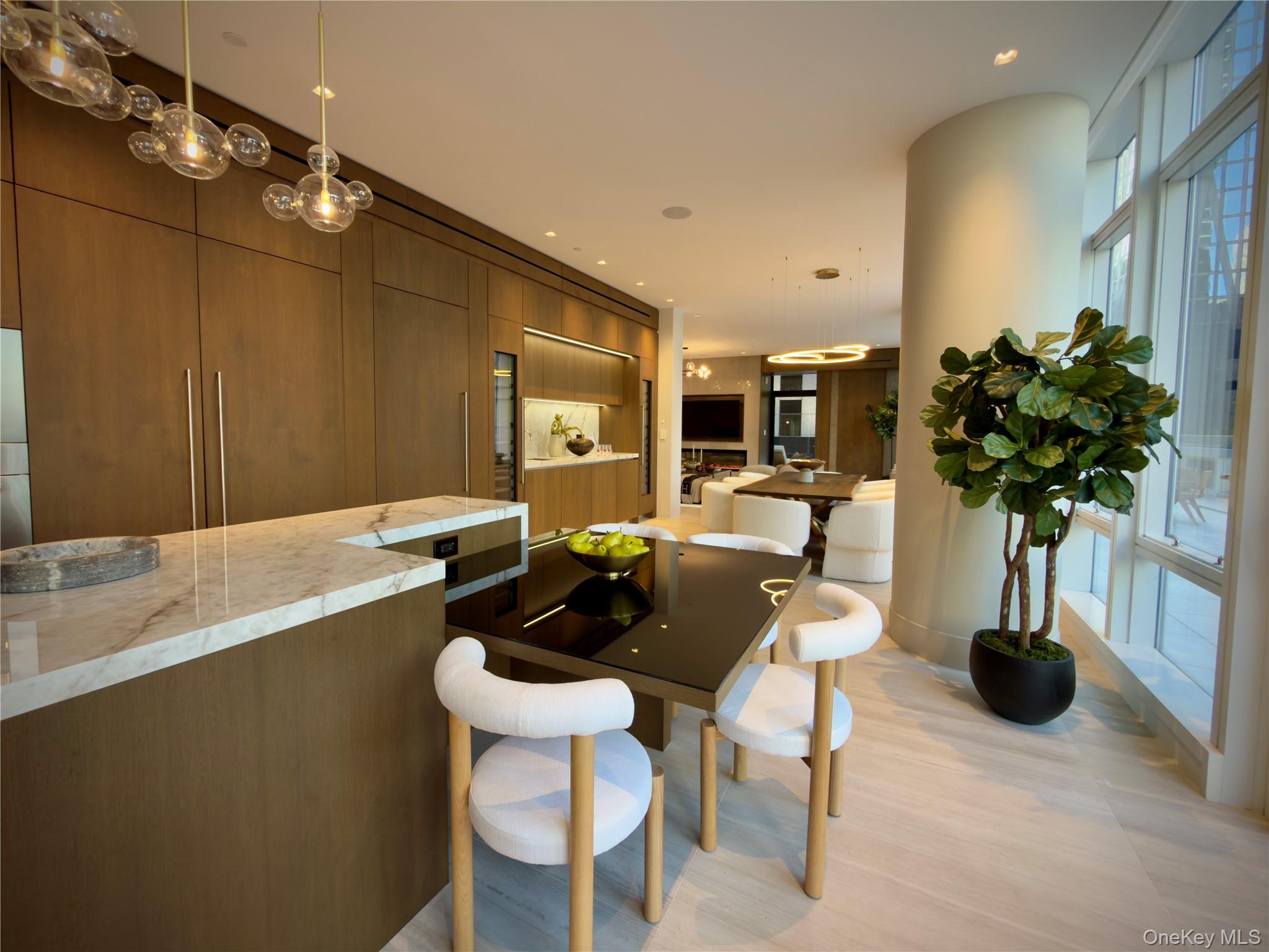 20 W 53rd Street 18 B/C