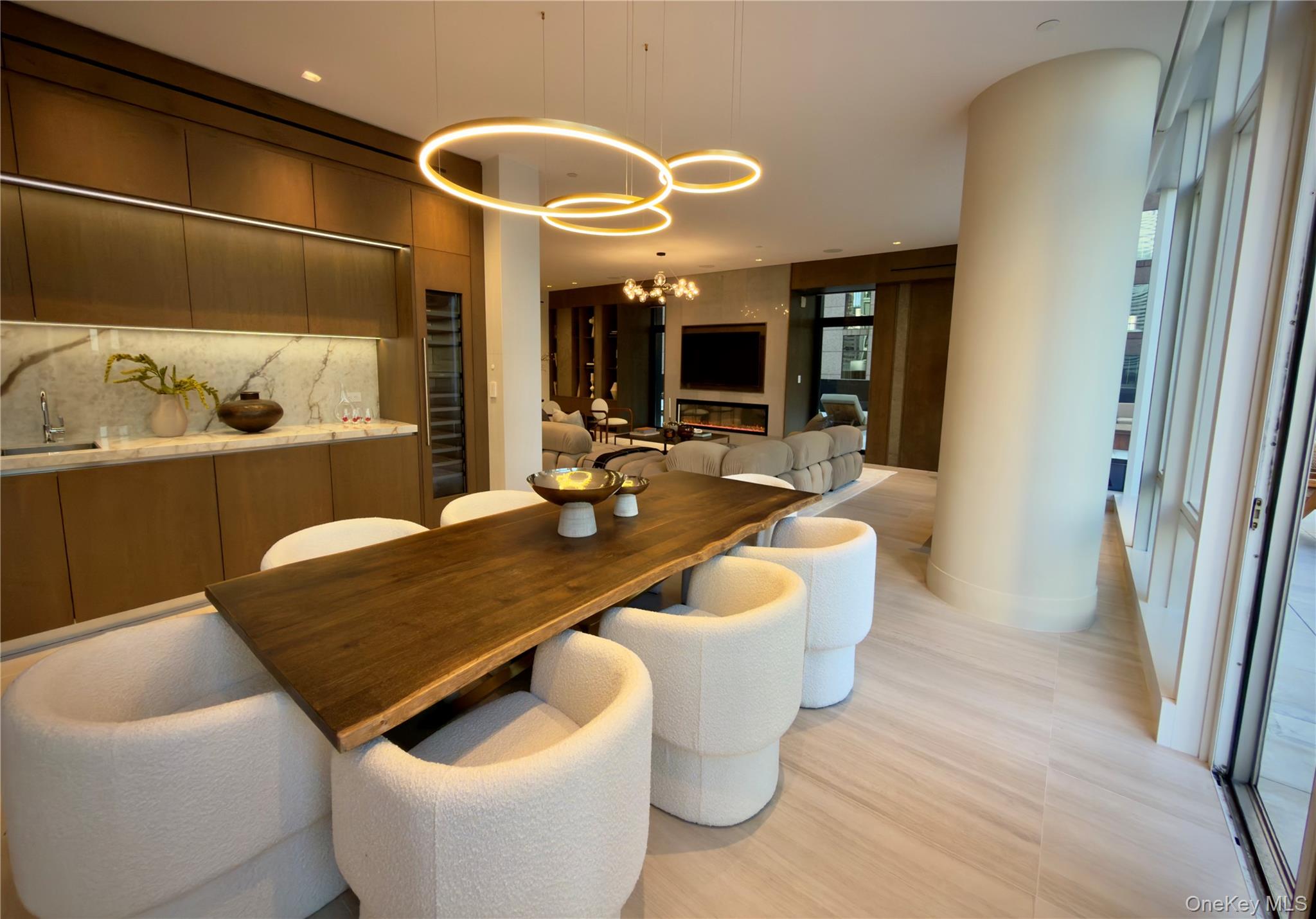 20 W 53rd Street 18 B/C