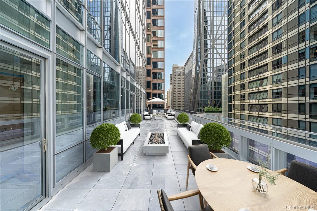 20 W 53rd Street 18 B/C