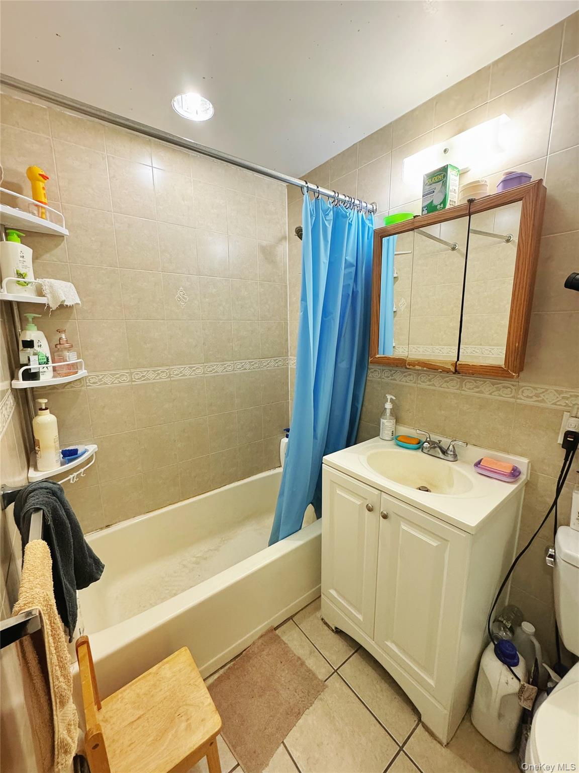 42-11 Parsons Boulevard 2D