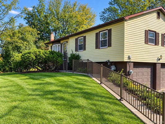 30 RYERSON RD, NEW HAMPTON, NY 10958 - Image e05468f8d87b68276d09697a42e38f06/3491442633