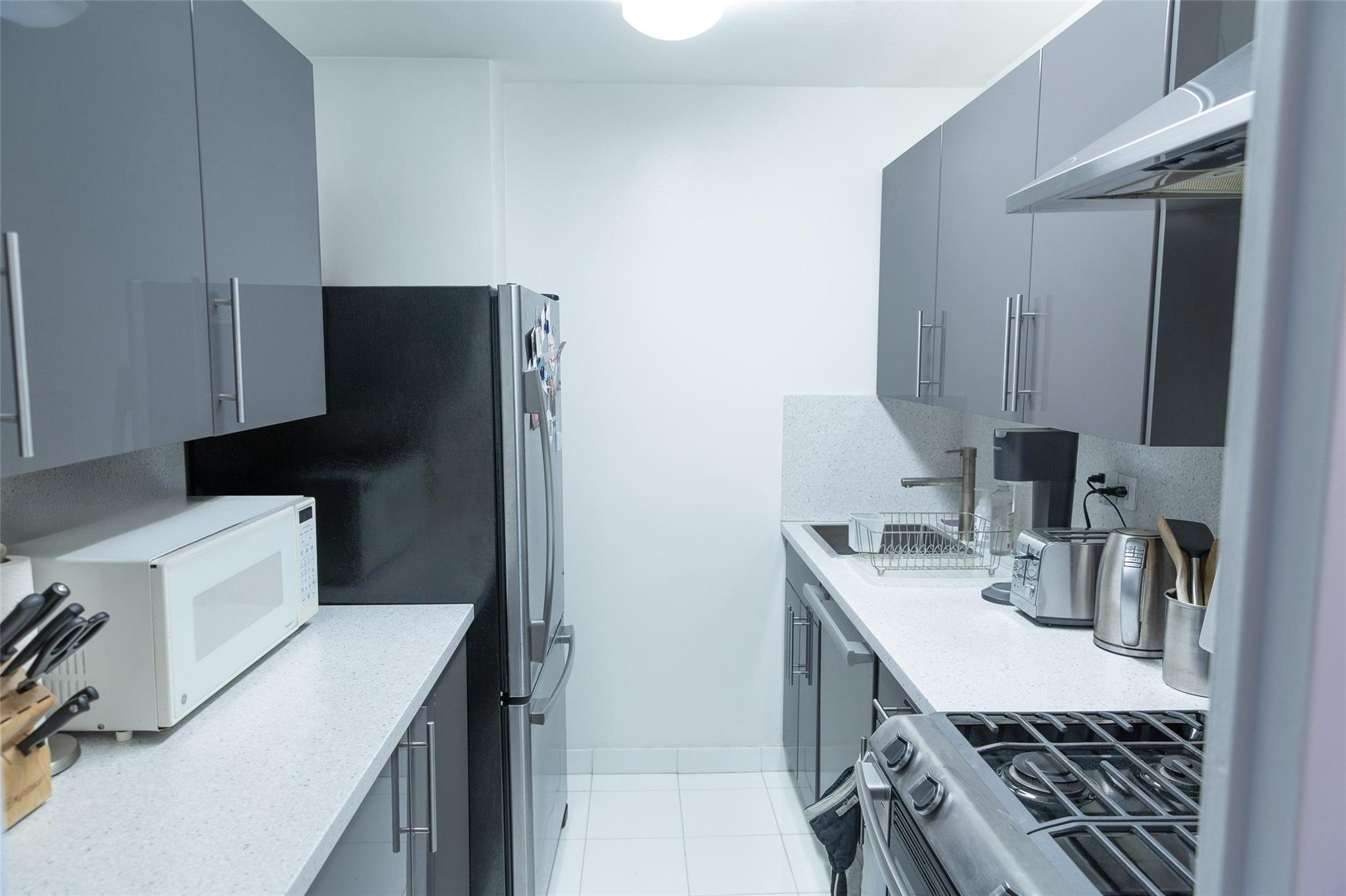 155 W 68 Street 1233