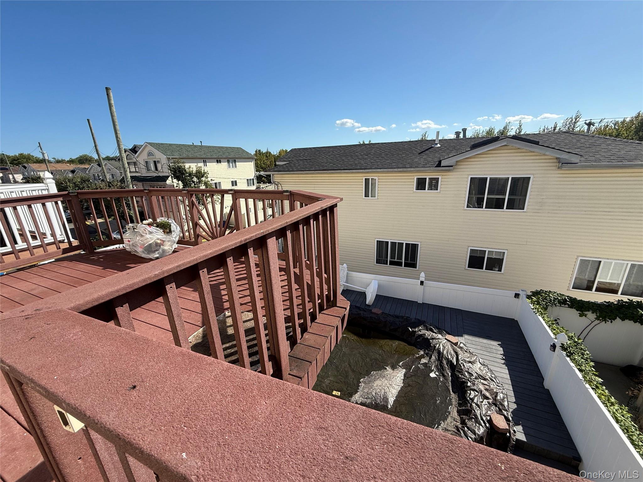 105 Churchill Avenue