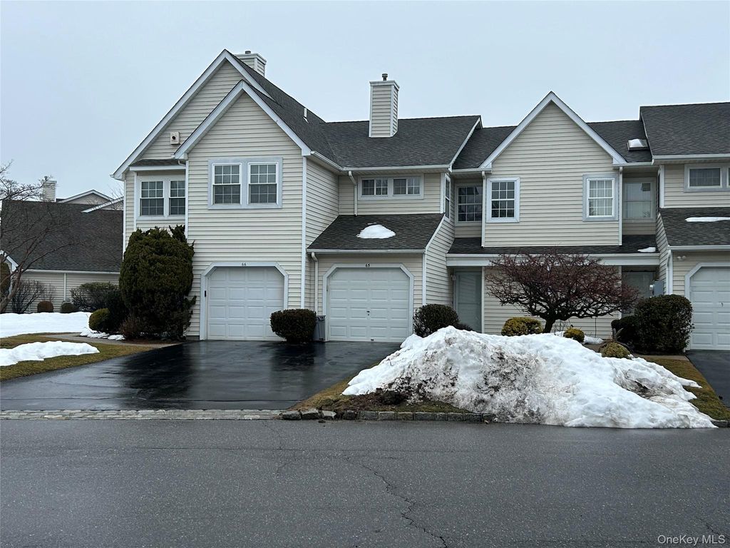 Photo of 65 Erik Drive, East Setauket, NY 11733 (MLS # 967592)