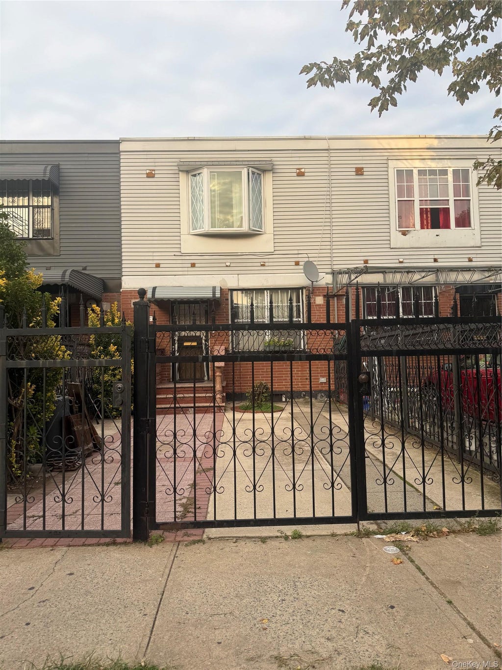 Photo of 497 Alabama Avenue, Brooklyn, NY 11207 (MLS # 1052771)