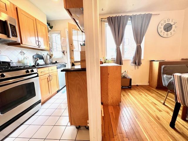 69-40 218 Street #DUPLEX, Oakland Gardens, New York image 8