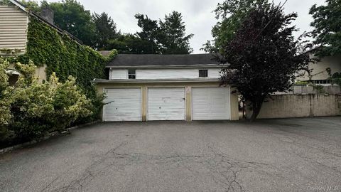 Photo of 83 W Main Street #Garage, Oyster Bay, NY 11771 (MLS # 1029763)