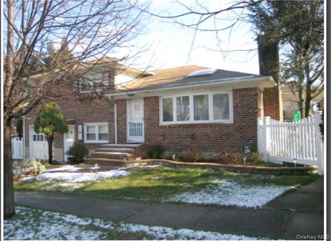 26 Humphrey Drive Syosset NY 11791