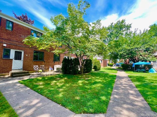 220-34 67 Avenue 2Levels
