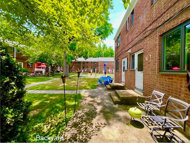 220-34 67 Avenue 2Levels