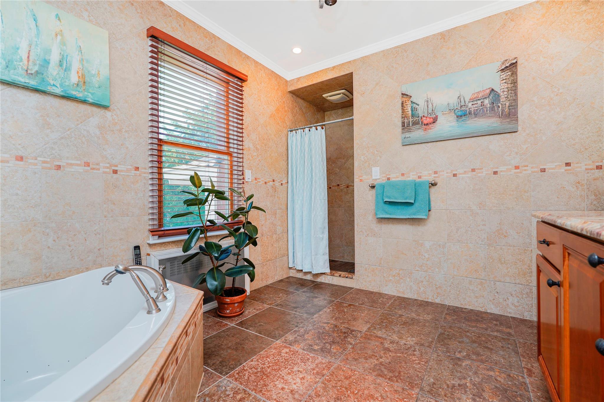 39 Summit Avenue, Staten Island, New York image 22