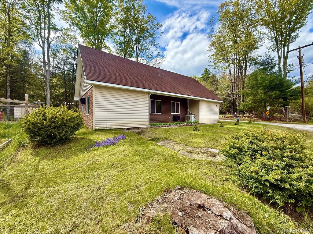 Photo of 23 Woodland Way, Smallwood, NY 12778 (MLS # 997620)