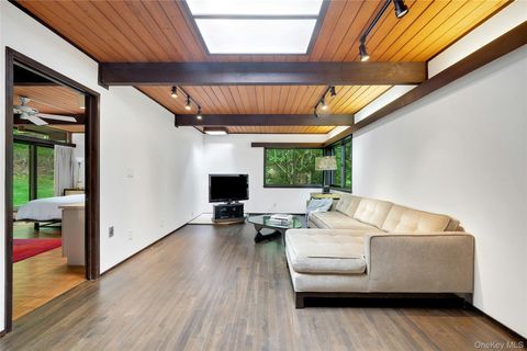 Tiny photo for 65 Holly Place, Briarcliff Manor, NY 10510 (MLS # 1001692)