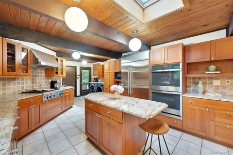 Tiny photo for 65 Holly Place, Briarcliff Manor, NY 10510 (MLS # 1001692)