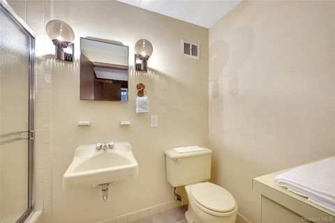 Tiny photo for 65 Holly Place, Briarcliff Manor, NY 10510 (MLS # 1001692)
