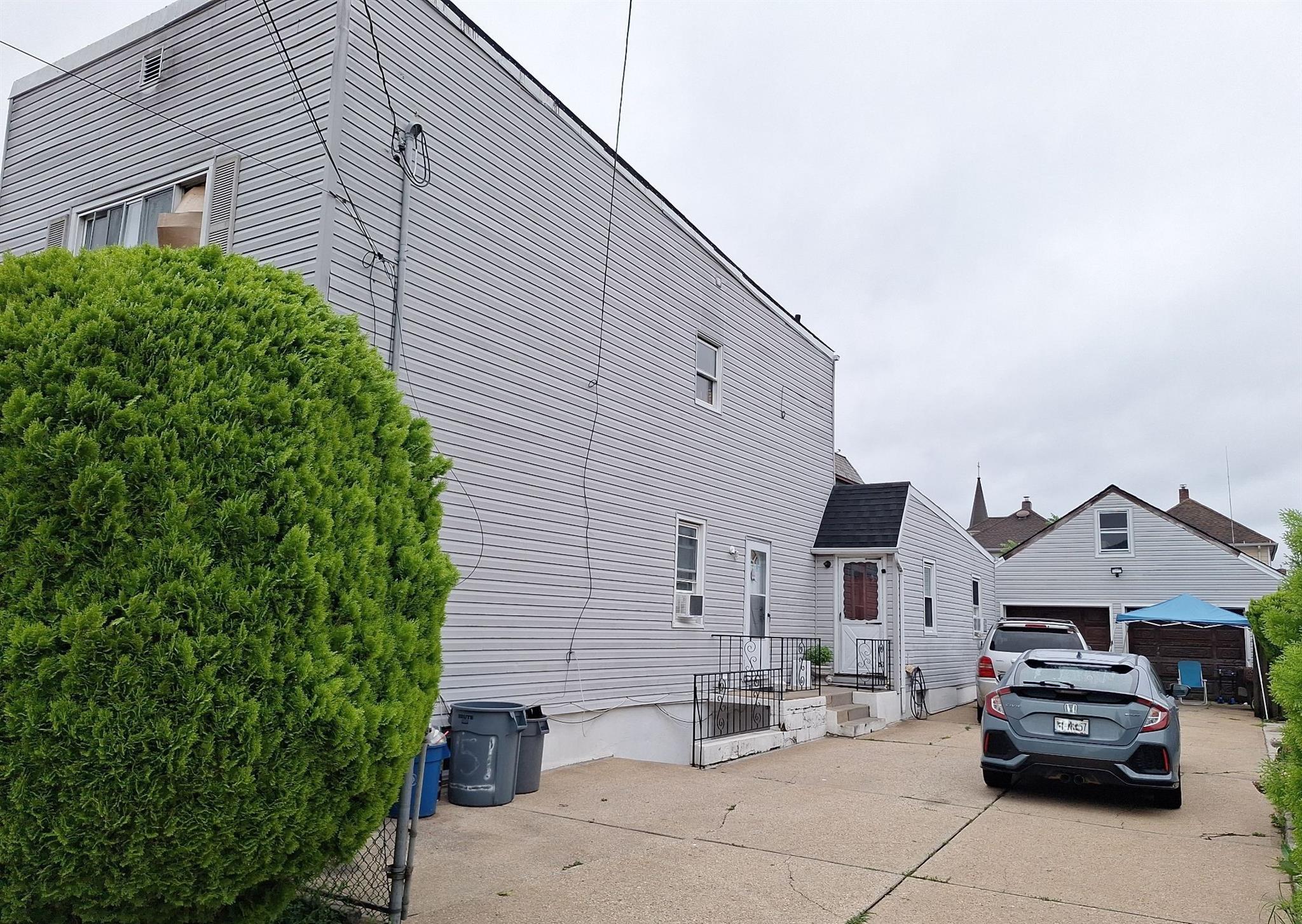 151 Lincoln Avenue