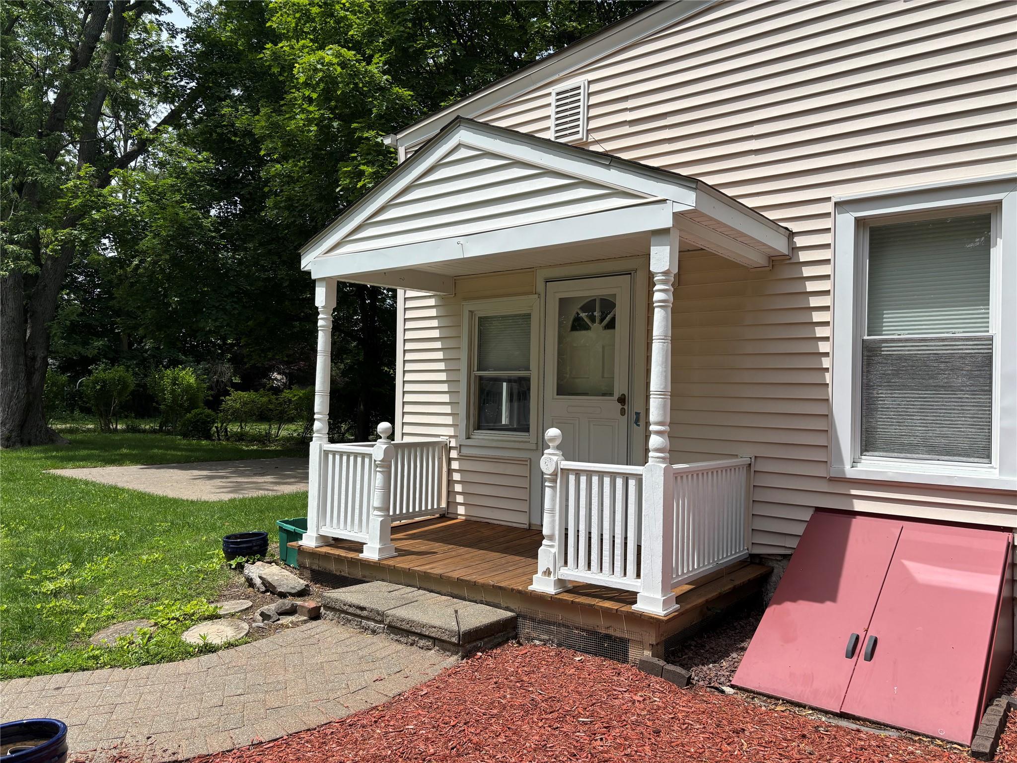 42 Jackson Street, Fishkill, New York image 25