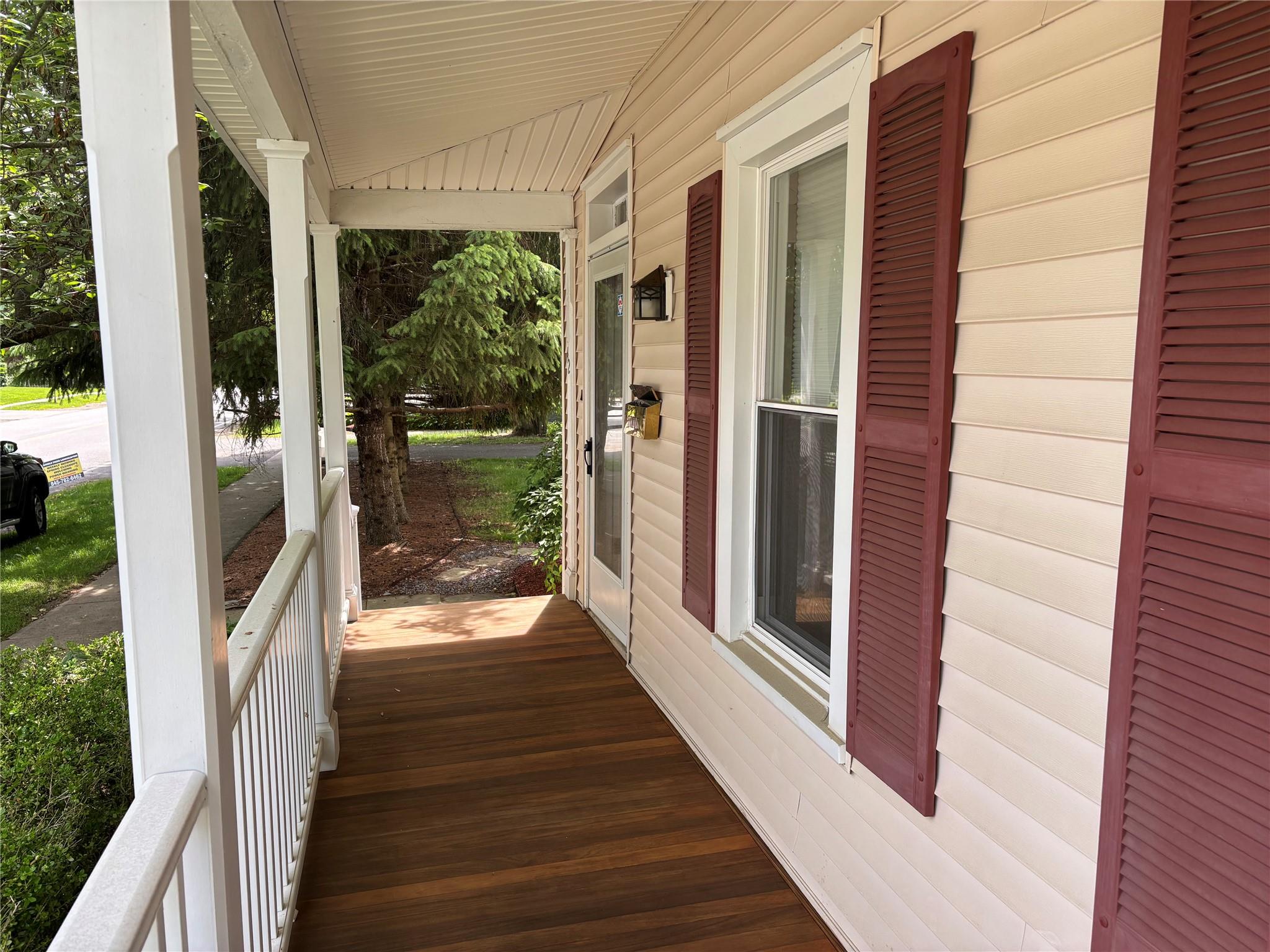 42 Jackson Street, Fishkill, New York image 5