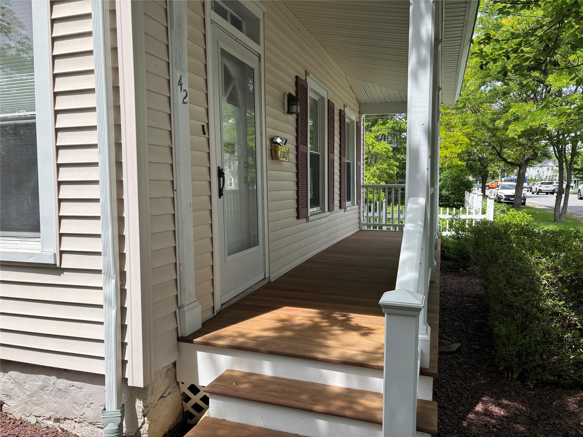 42 Jackson Street, Fishkill, New York image 4