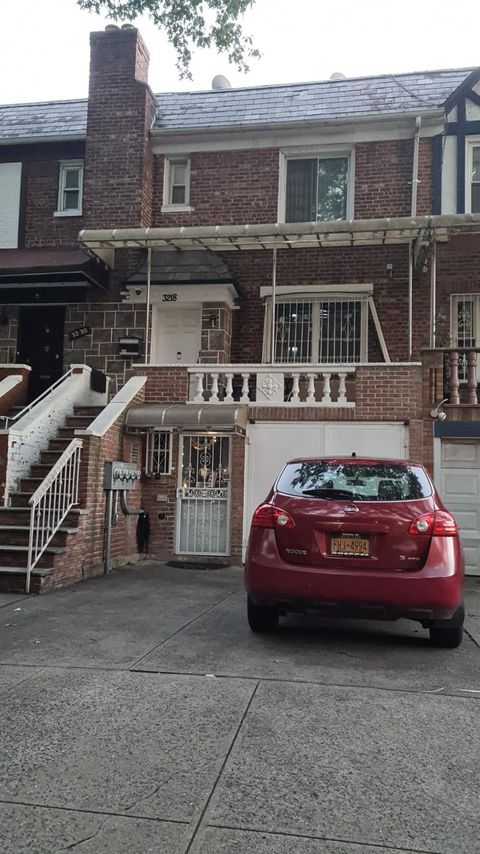 32-18 88 Street East Elmhurst NY 11369