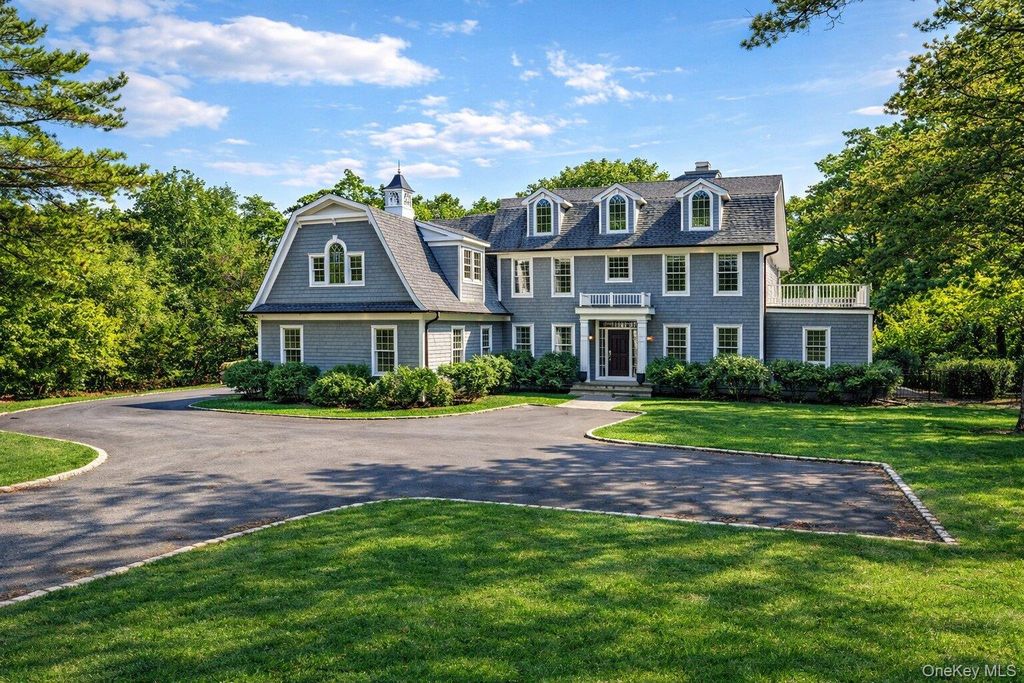 Photo of 3 Sachem Lane, East Quogue, NY 11942 (MLS # 987997)