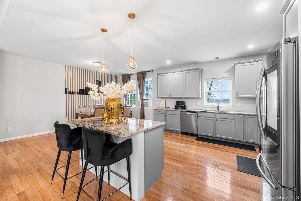 Photo of 5 Oak Ridge Road, Middletown, NY 10940 (MLS # 1062548)