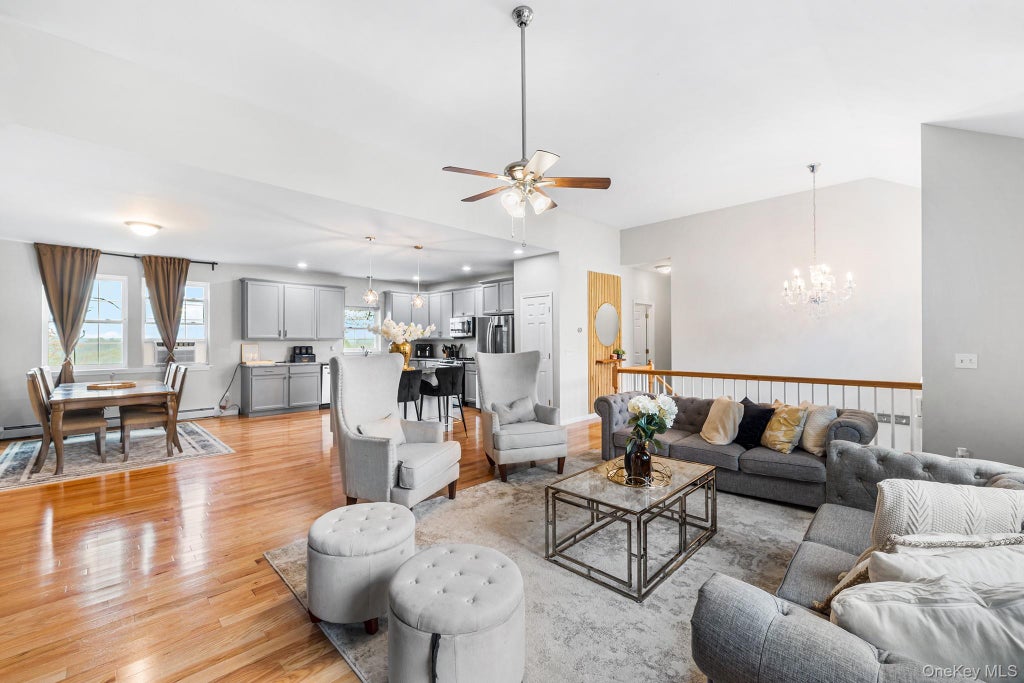 Photo of 5 Oak Ridge Road, Middletown, NY 10940 (MLS # 1062548)