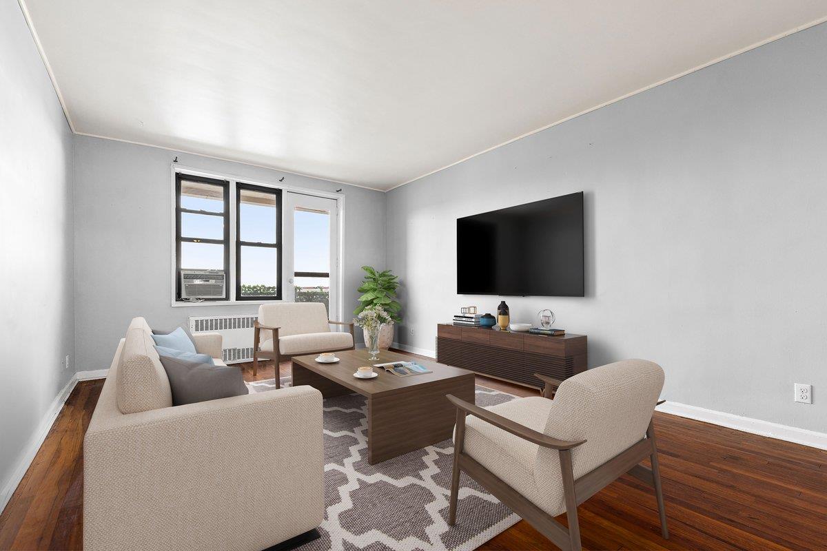 325 King Street #5C, Port Chester, New York image 1