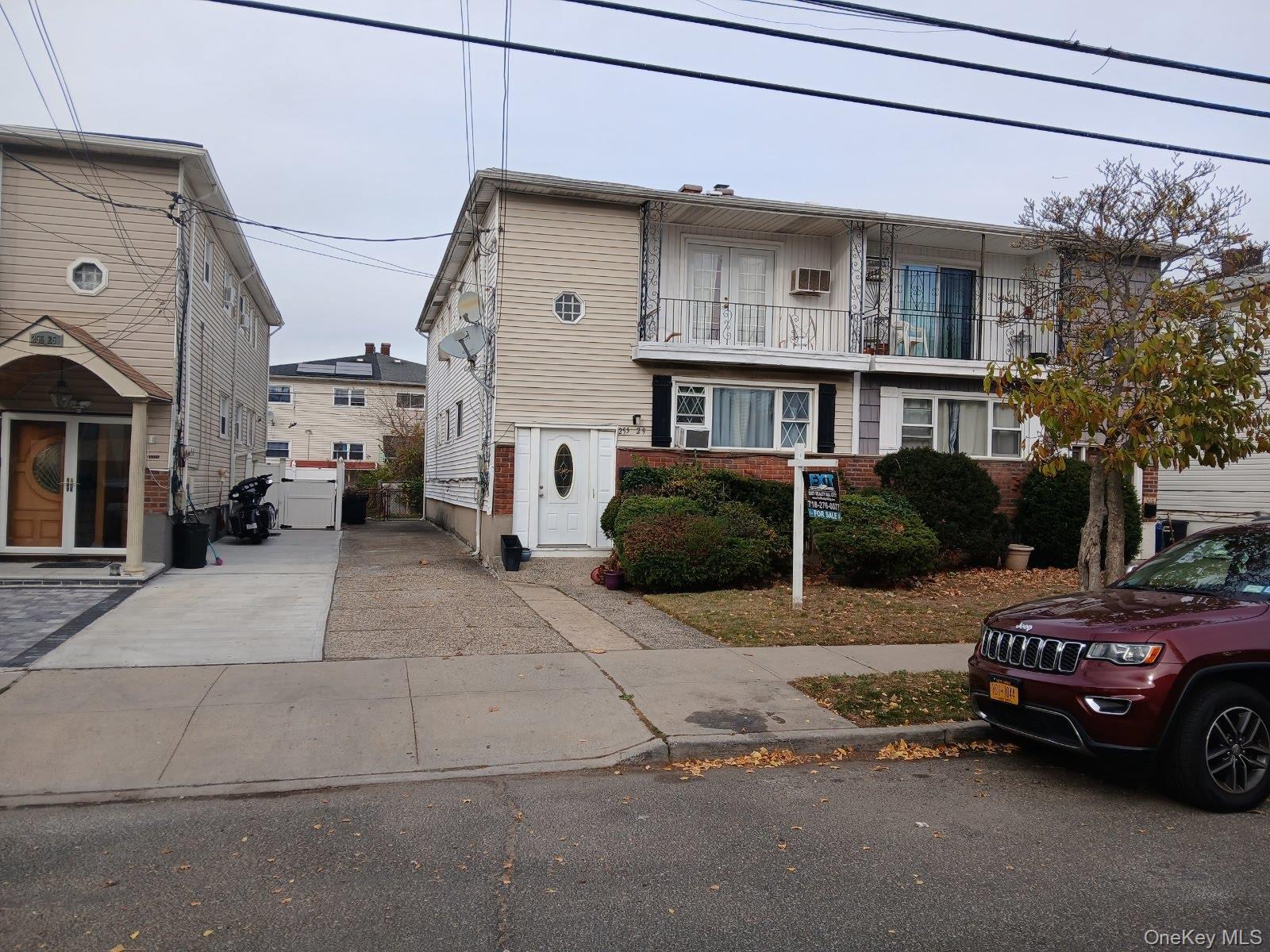 255-29 149th Road - Photo 2