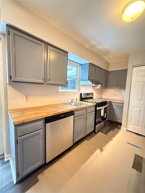 Homes For Sale - 276 Temple Hill Road #2808<br/> New Windsor, NY 12553