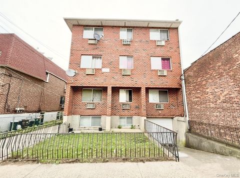 43-65 156 Street Flushing NY 11355