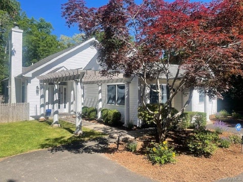 Homes For Rent - 35 Maple Street<br/> Westhampton Beach, NY 11978