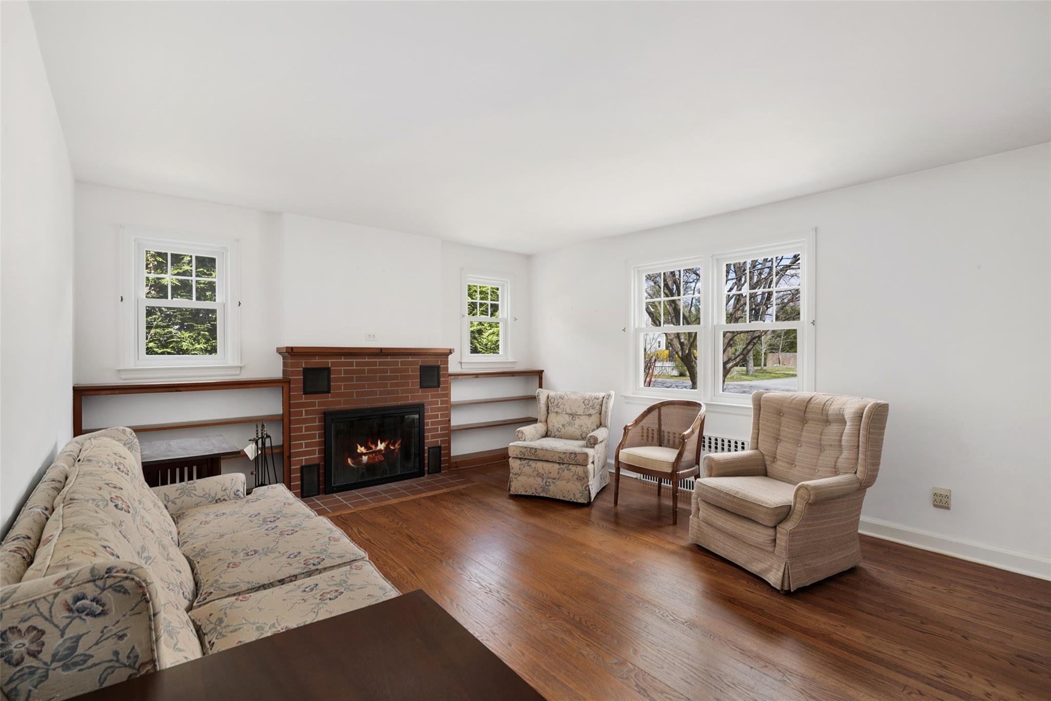 21 Vinton Avenue, Bedford, New York image 4