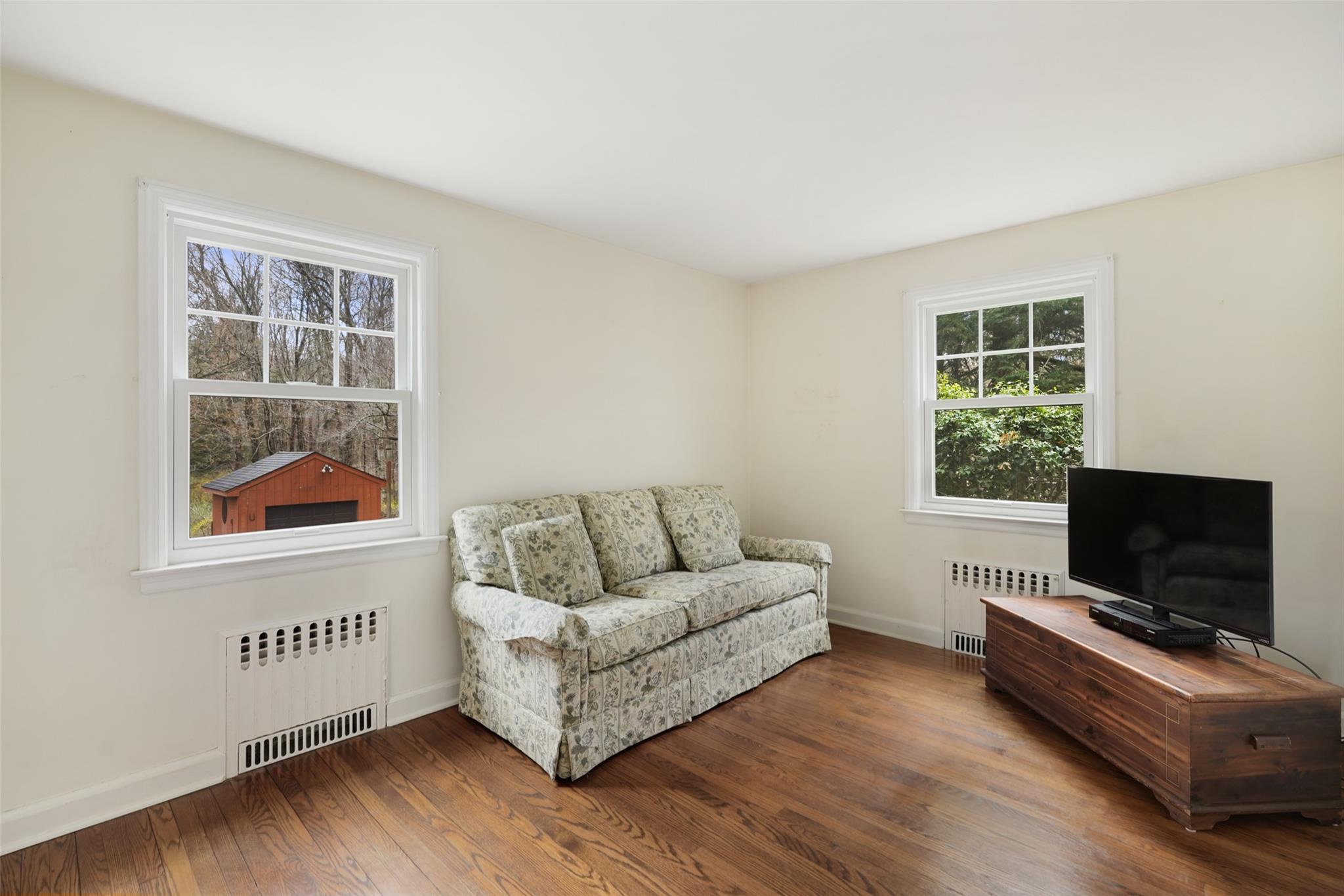 21 Vinton Avenue, Bedford, New York image 16