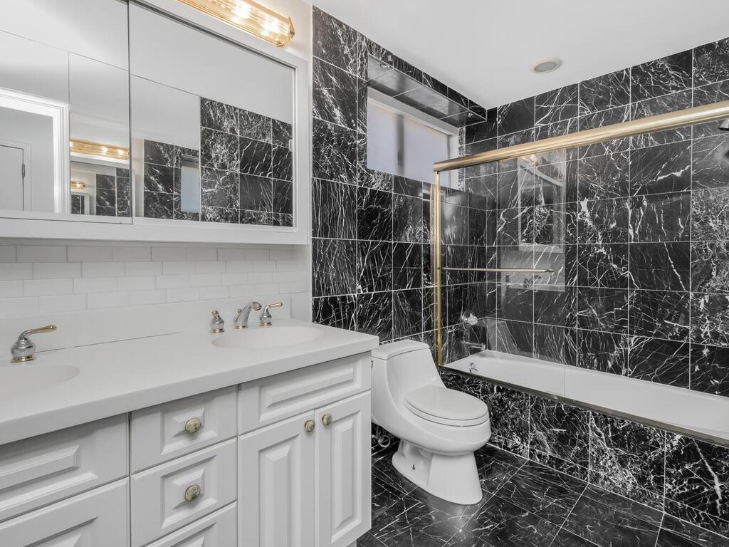 1661 Old Cuntry Road Rd #290, Riverhead, New York image 35
