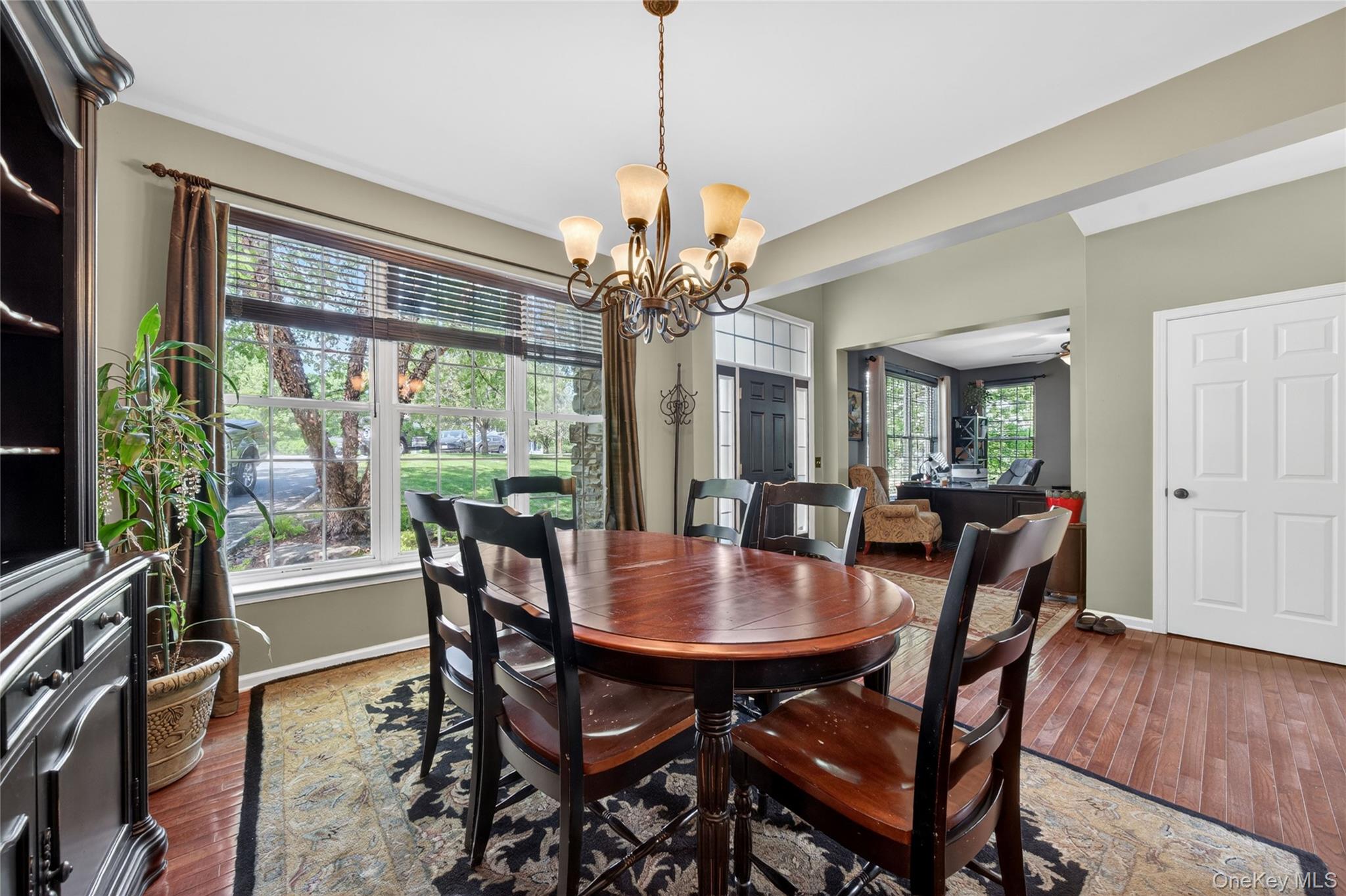 3 Braemar Way