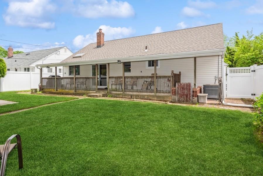 17 Chester Avenue, Massapequa, New York image 23