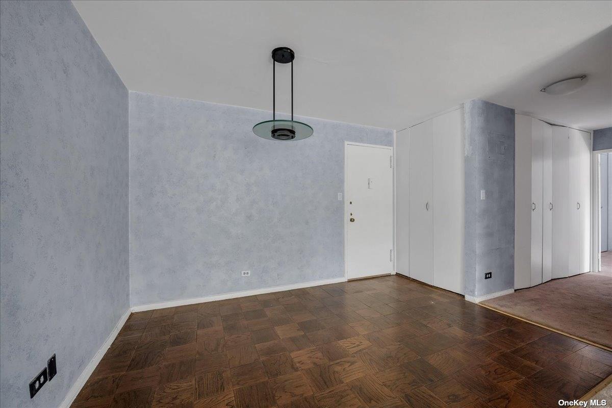 61-20 Grand Central Parkway C303